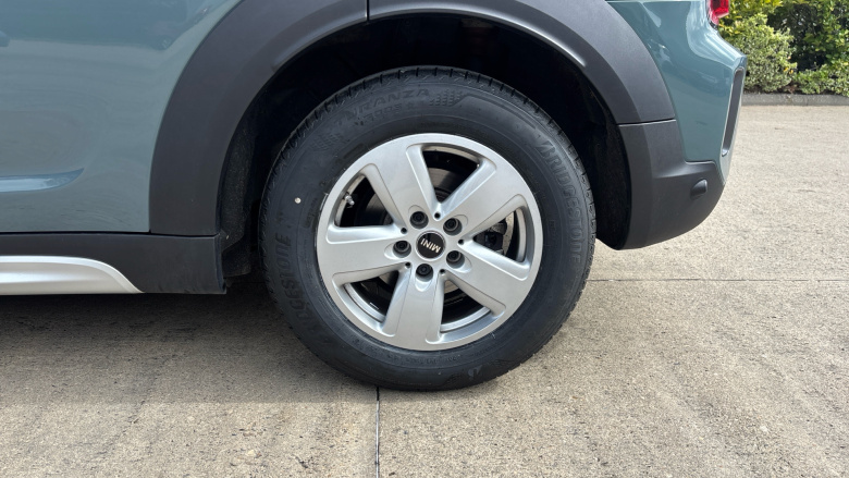 MINI Countryman 1.5 Cooper Classic Premium Plus 5dr Auto Petrol Hatchback